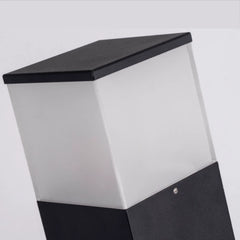 Baliza de jardín moderna de metal negra IP65 diseño rectangular