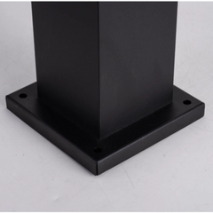 Baliza de jardín moderna de metal negra IP65 diseño rectangular