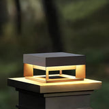 Sobremuro solar LED IP65 con diseño moderno rectangular negro para pilar