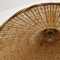 Lámpara Bambú Colgante de Estilo Moderno con Diseño Sombrero para Comedor