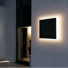 Aplique de pared exterior cuadrado moderno con sensor de movimiento IP65