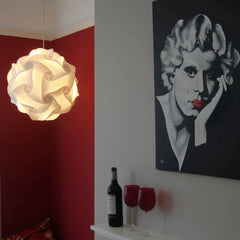 Lámpara colgante esfera blanca LED estilo nórdico con pantalla rompecabezas