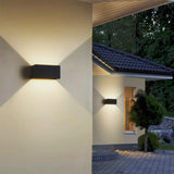 Aplique con sensor de movimiento para exterior LED bidireccional rectangular IP65 12W/24W