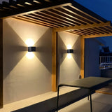 Aplique de pared exterior solar LED bidireccional orientable negra diseño moderno IP65