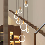 Lámpara colgante de anillos nórdica LED regulable de madera para escalera