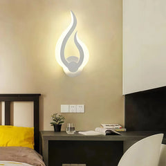 Aplique de pared moderno LED con diseño de llama para dormitorio