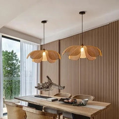 Lámpara colgante de mimbre regulable con forma de flor para comedor