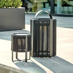 Lámpara de pie solar para exterior negra IP65 de estilo trenzado cilíndrico