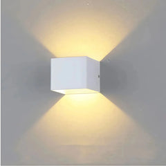 Aplique de pared cubo LED moderno bidireccional en varios colores para salón