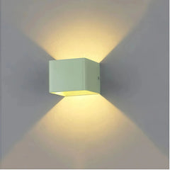 Aplique de pared cubo LED moderno bidireccional en varios colores para salón