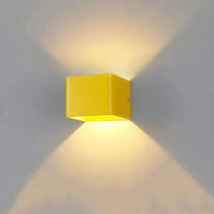 Aplique de pared cubo LED moderno bidireccional en varios colores para salón