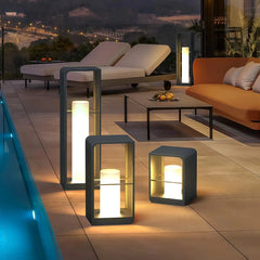 Baliza exterior jardín solar LED IP65 negra de diseño moderno