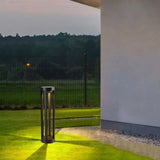 Baliza solar exterior LED IP65 de metal con diseño moderno