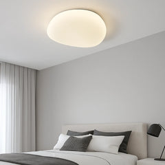 Lámpara de Techo LED Blanca Moderna con Diseño de Guijarro para Dormitorio