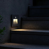 Aplique empotrable exterior moderno de metal con LED sensor de movimiento IP65 para escaleras