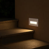 Aplique empotrable exterior moderno de metal con LED sensor de movimiento IP65 para escaleras