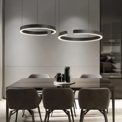 Lámpara colgante de anillo moderna con LED regulable en altura para comedor