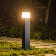 Baliza de jardín moderna de metal negra IP65 diseño rectangular