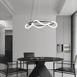 Lámpara colgante de diseño con LED y difusor flexible de silicona para comedor