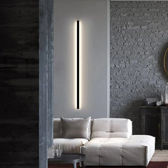 Aplique de pared lineal LED minimalista de metal para salón
