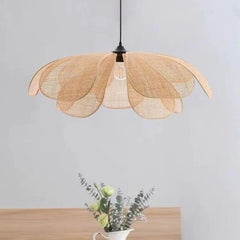 Lámpara colgante de mimbre regulable con forma de flor para comedor