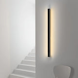 Aplique de pared lineal minimalista con LED para salón