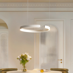 Lámpara colgante de anillo moderna con LED regulable en altura para comedor