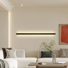 Aplique de pared lineal LED minimalista de metal para salón