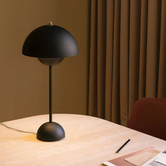 Lámpara nórdica de mesa de diseño en tonos macaron con LED para salón, 30 cm