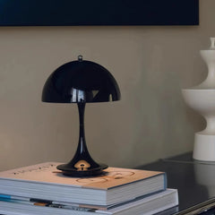 Lámpara de mesa recargable nórdica con LED táctil en tonos macaron para salón