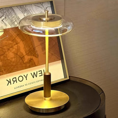 Lámpara de mesa vintage con LED, vidrio y madera de nogal para salón
