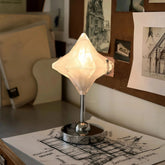 Lámpara de mesa decorativa moderna de vidrio estrella para dormitorio blanca