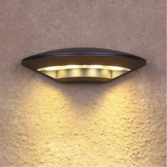 Aplique exterior moderno LED IP65 de aluminio semicircular