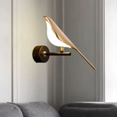 Aplique de Pared LED Pájaro Dorado Moderno para Mesita de Noche