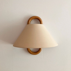 Aplique Pared Beige Vintage de Madera con Pantalla de Tela para Mesita Noche