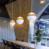 Lámpara colgante moderna con diseño de manzana y altura regulable para comedor