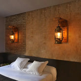 Apliques de pared en madera estilo vintage forma de quinqué