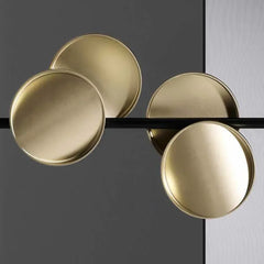 Luz comedor con lámpara lineal única y minimalista