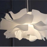 Lámpara colgante flor nórdica blanca LED regulable en altura para comedor