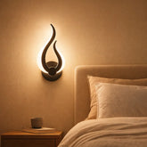 Aplique de Pared LED Moderno con Forma de Llama para Dormitorio