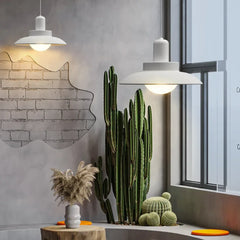 Lampara colgante exterior negra mate para terraza y jardín