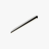 Plafón lineal minimalista LED negro de metal con luz suave para salón