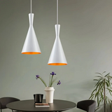 Lámpara colgante cónica moderna LED de metal para comedor