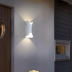 Aplique exterior bidireccional LED de metal diseño moderno para porche