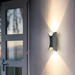 Aplique exterior bidireccional LED de metal diseño moderno para porche