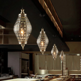 Lámpara marroquí colgante oriental calada de metal para comedor