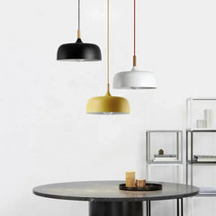 Lamparas colgantes isla cocina diseño sencillo de semicírculo negro