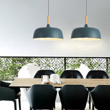 Lamparas colgantes isla cocina diseño sencillo de semicírculo negro