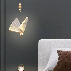 Lámpara Colgante Mariposas LED Moderna Dorada para Mesita de Noche