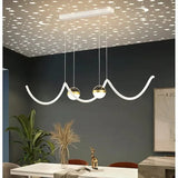Luces colgantes cocina de diseño sencillo forma ondulada